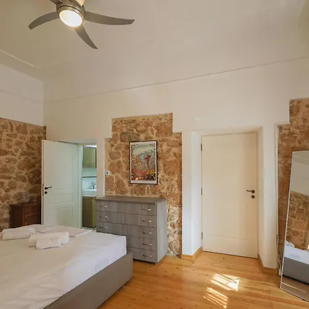 Stenaki - In Town Apartment